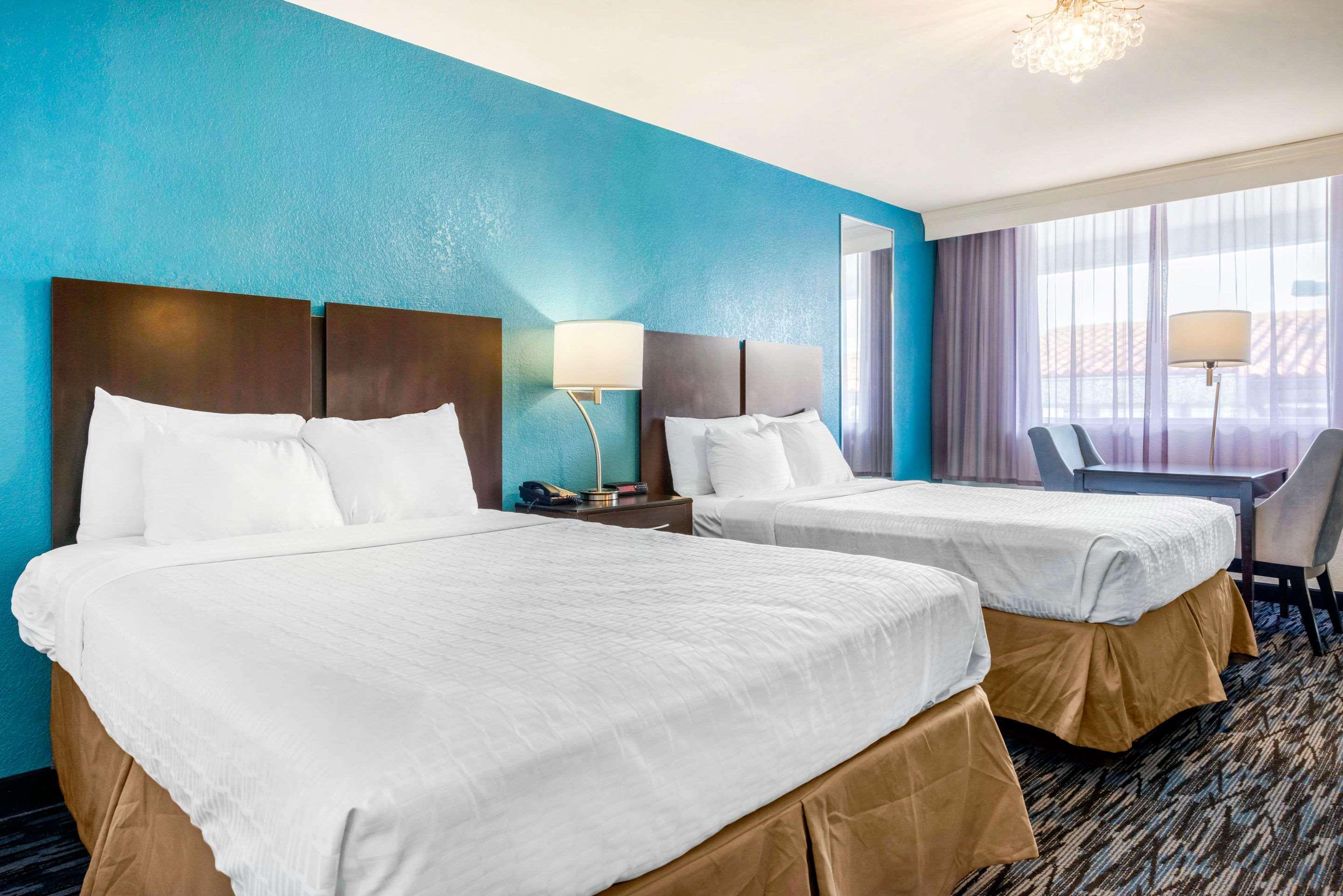 Quality Inn And Conference Center Tampa-Brandon Heartland Екстер'єр фото
