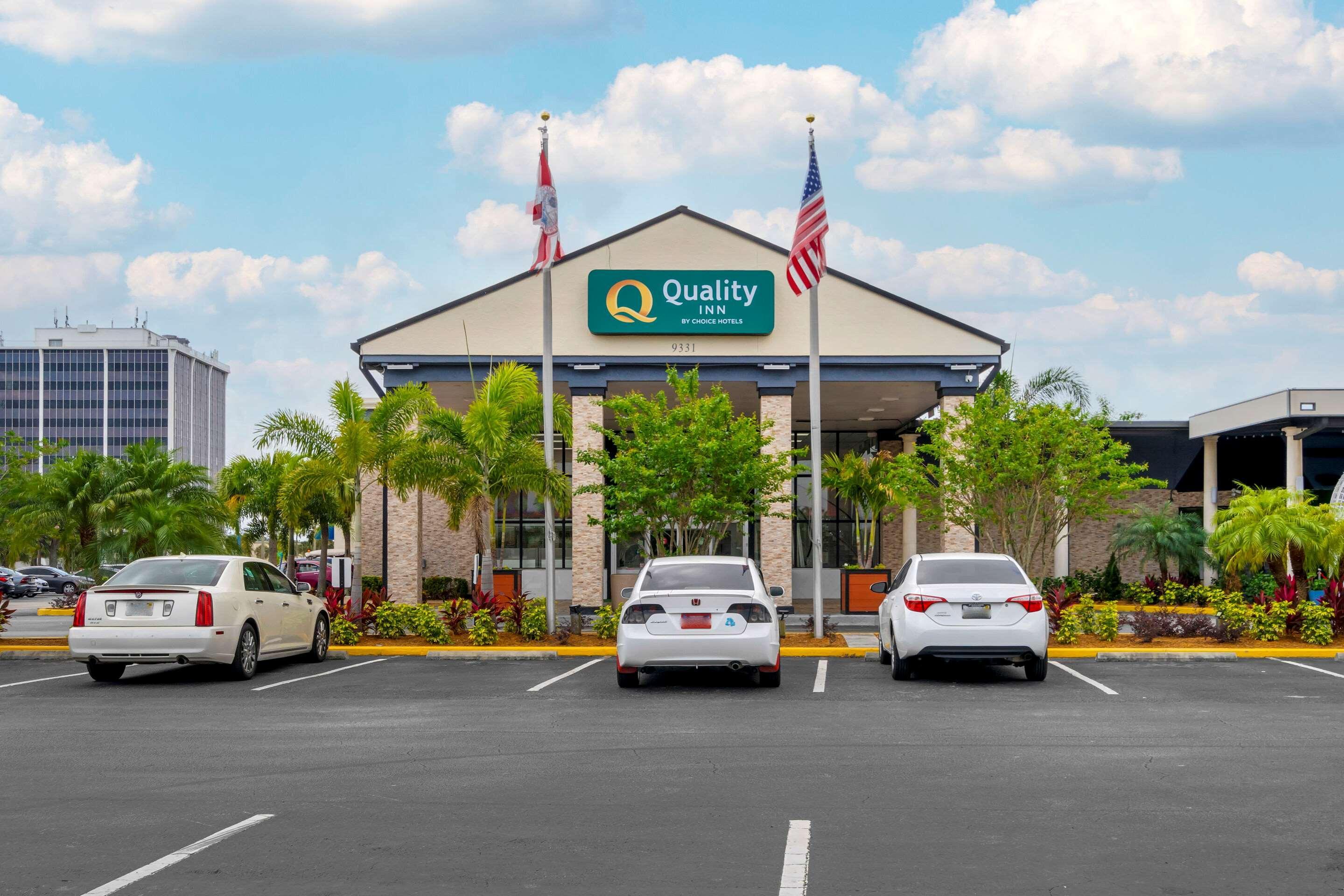 Quality Inn And Conference Center Tampa-Brandon Екстер'єр фото