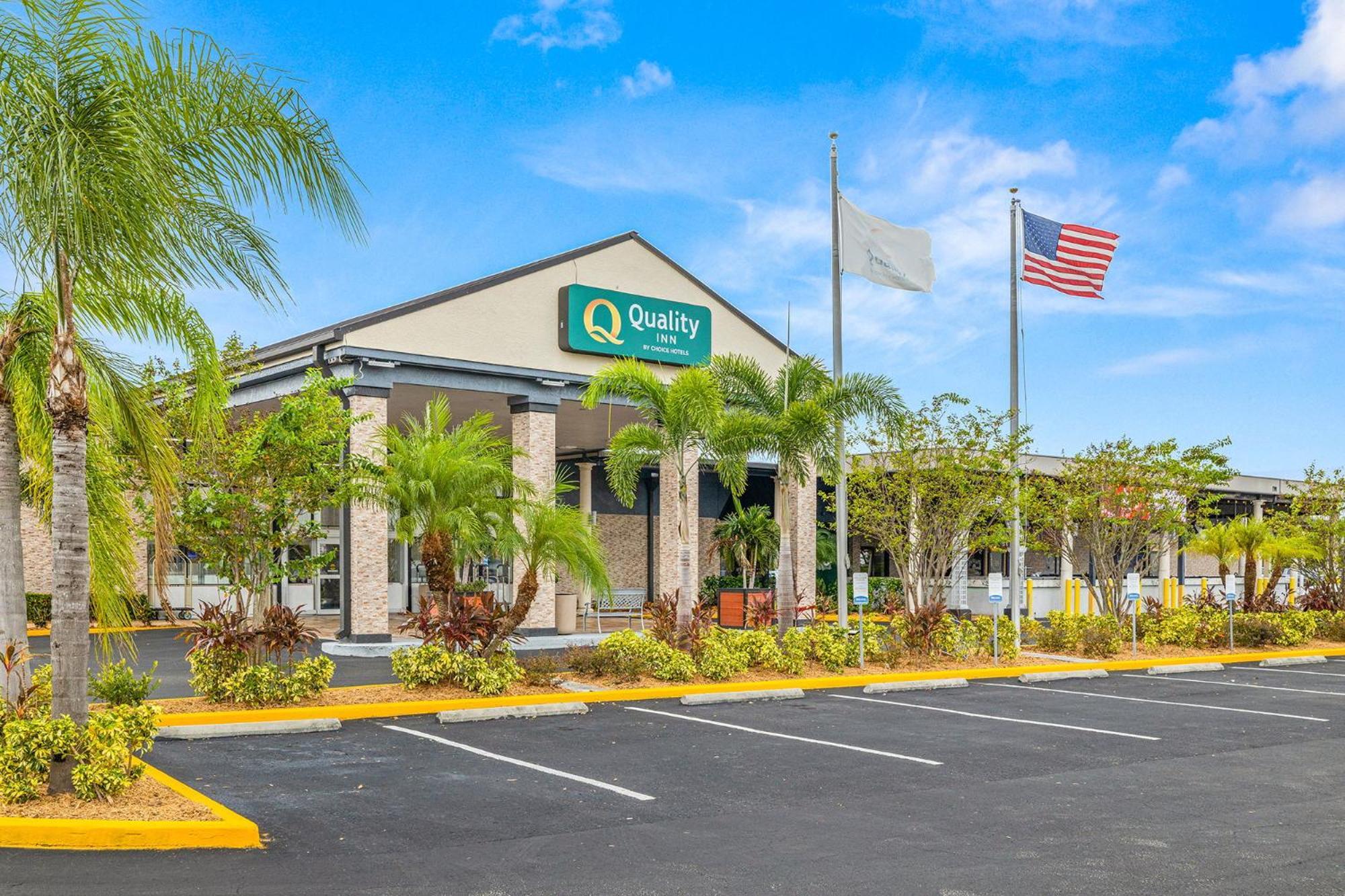 Quality Inn And Conference Center Tampa-Brandon Екстер'єр фото